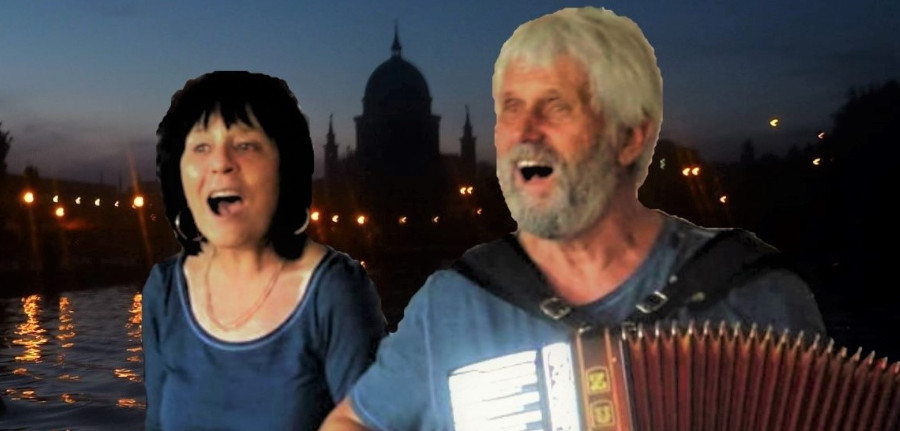 Wally und Hans bei einem Auftritt